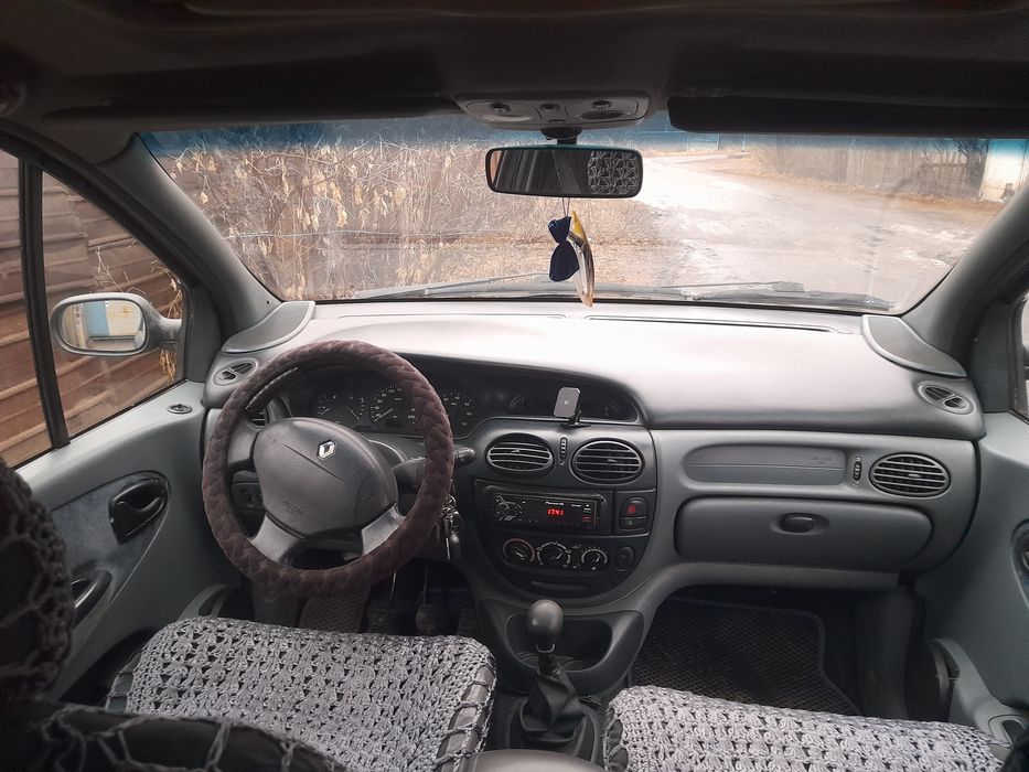 Срочно продам Рено