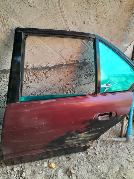 Дверь и крыло на БМВ 34