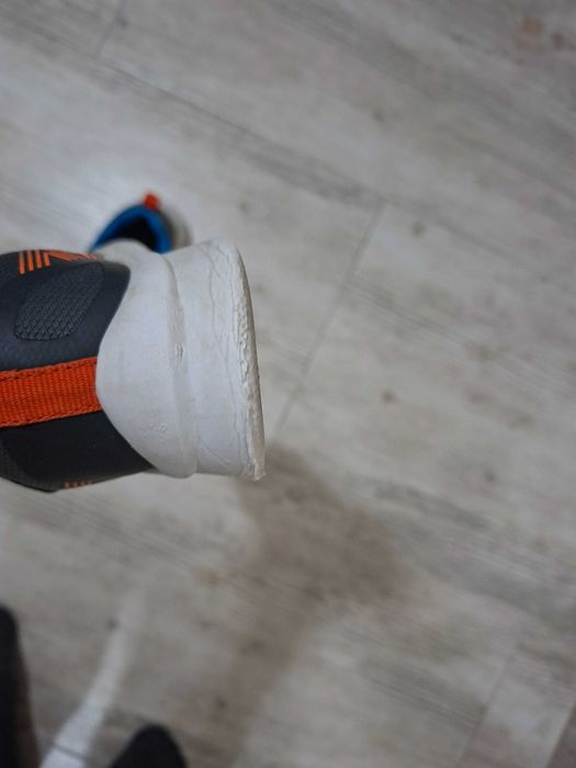 Skechers. 27 номер