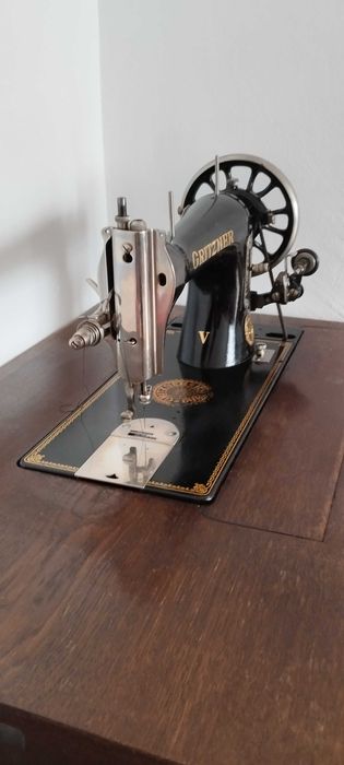 Немска крачна шевна машина Gritzner