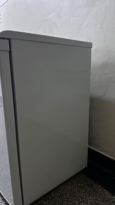 Frigider Arctic cu o usa 114l, 84 cm
