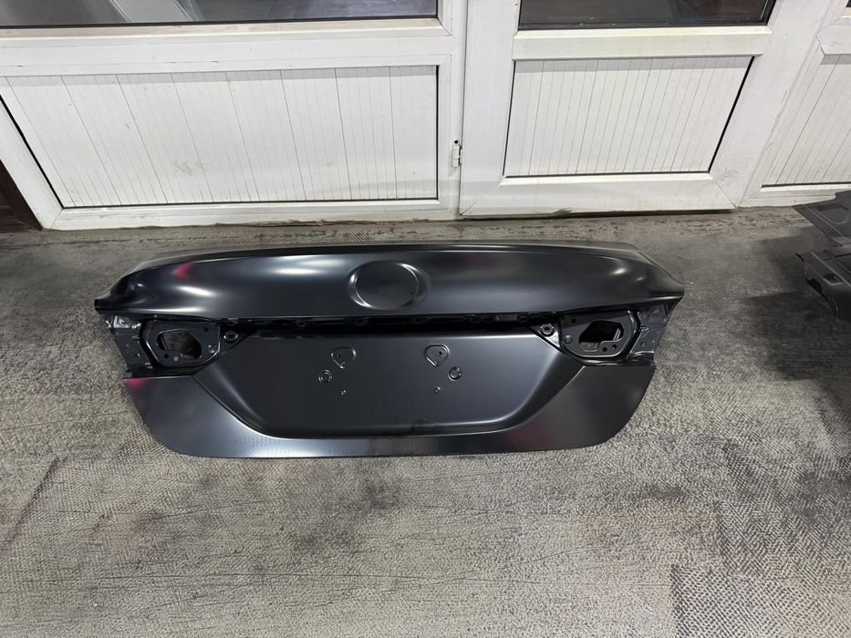 Багажник на Toyota Camry 70/75