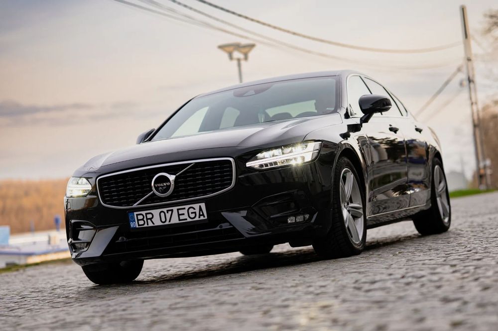 Volvo S90 Volvo S90 T5 R Design 2.0 Benzina 254cp