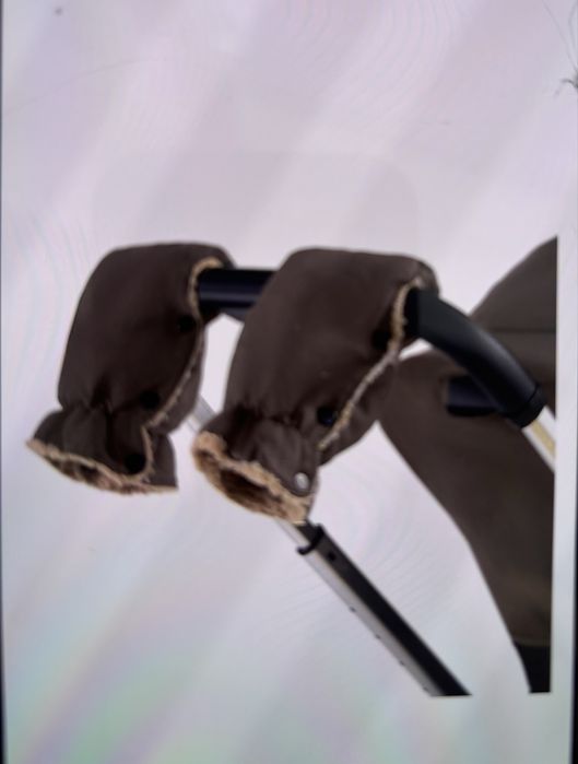 Продам коляску 3 в 1