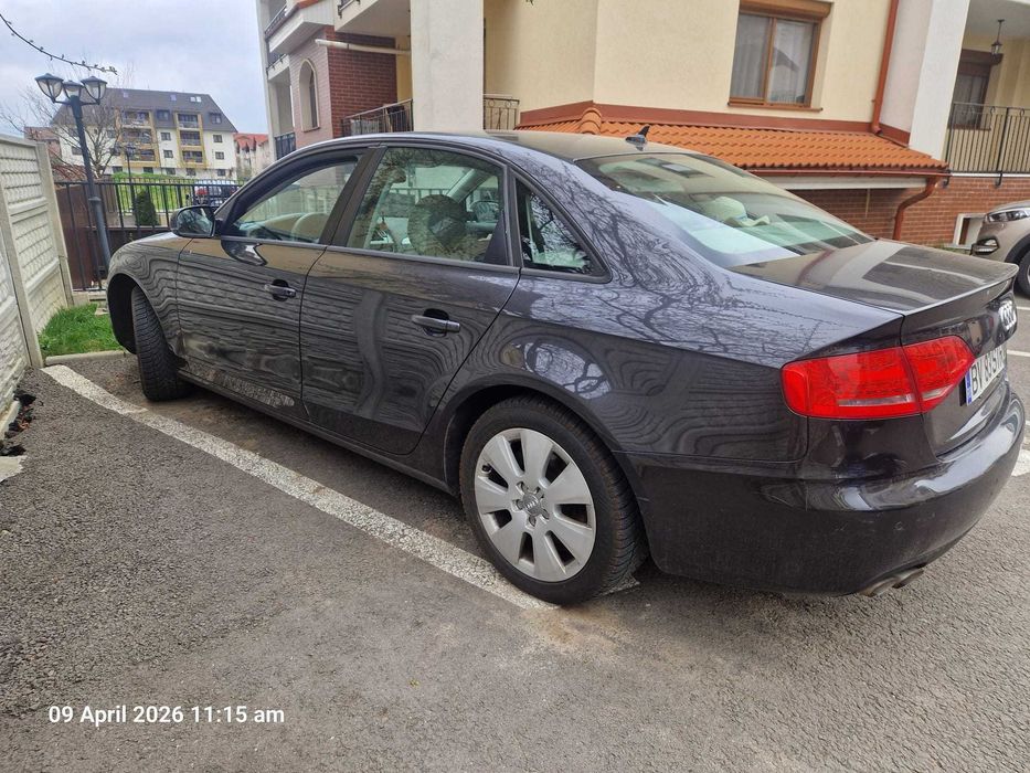 AUDI A4 2011 — imagine 2
