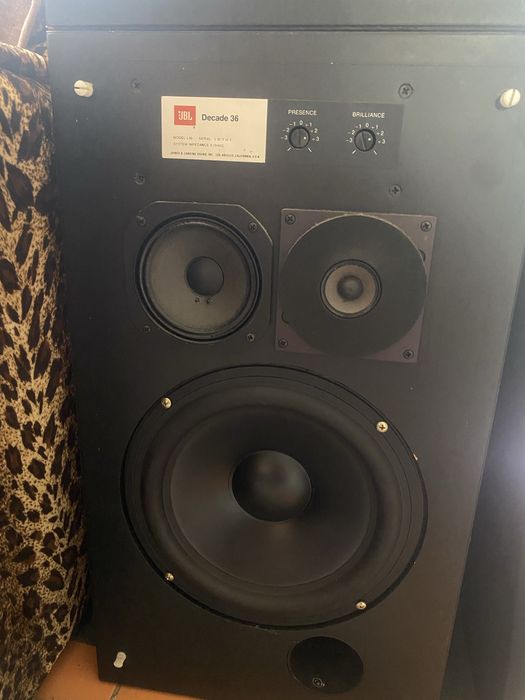Boxe jbl decade 36model L36 serial 15791