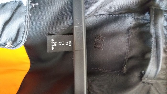 Geaca adolescenti H&M, culoare neagră, primavară-toamnă, marimea M