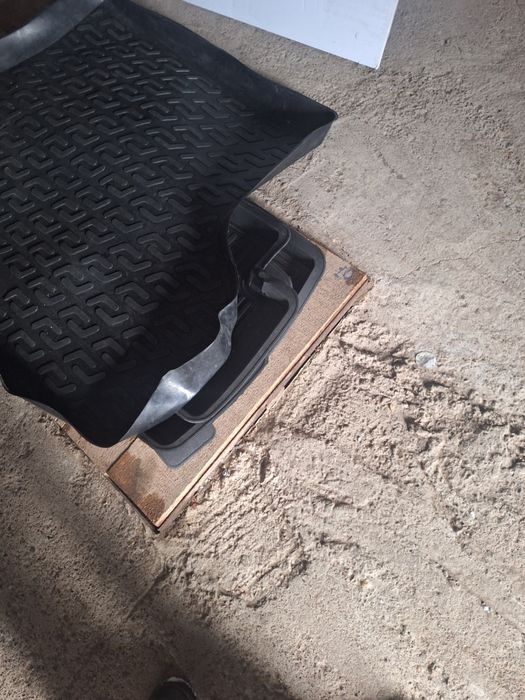 Продам зеркала на ВАЗ 2110