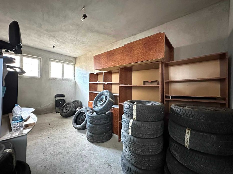 Продава се Промишлена сграда в с. Ресен, Област Велико Търново - 123 кв.м за 196 €/кв.м - Снимка #12