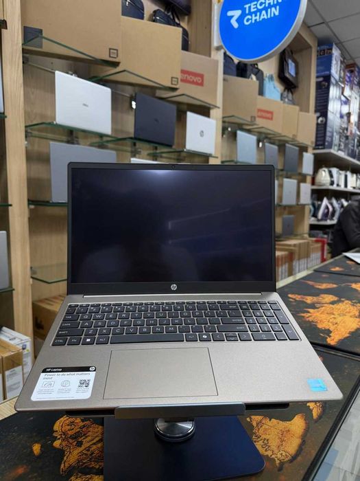 Hp Laptop15-Intel Core i3 NOUTBUK YANGI VERSIYA + Sensorli Ekran