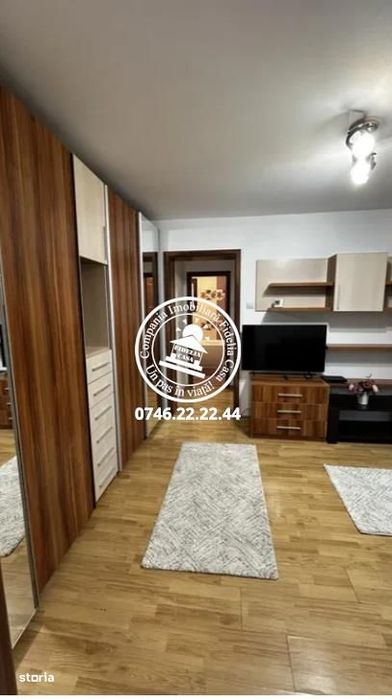 Apartament 2 camere de vanzare, semidecomandat, etajul 1 - Podu Ros