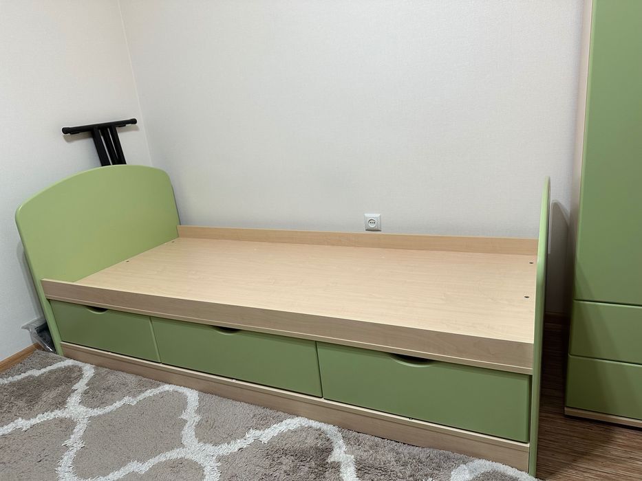 Шкаф с кроватью подростковый