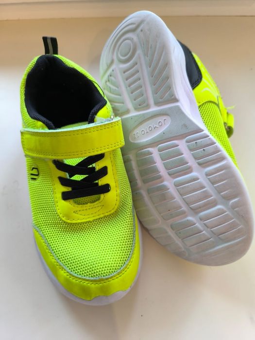 Кроссовки на мальчика