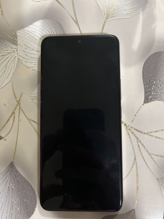 Honor 200 почти новая