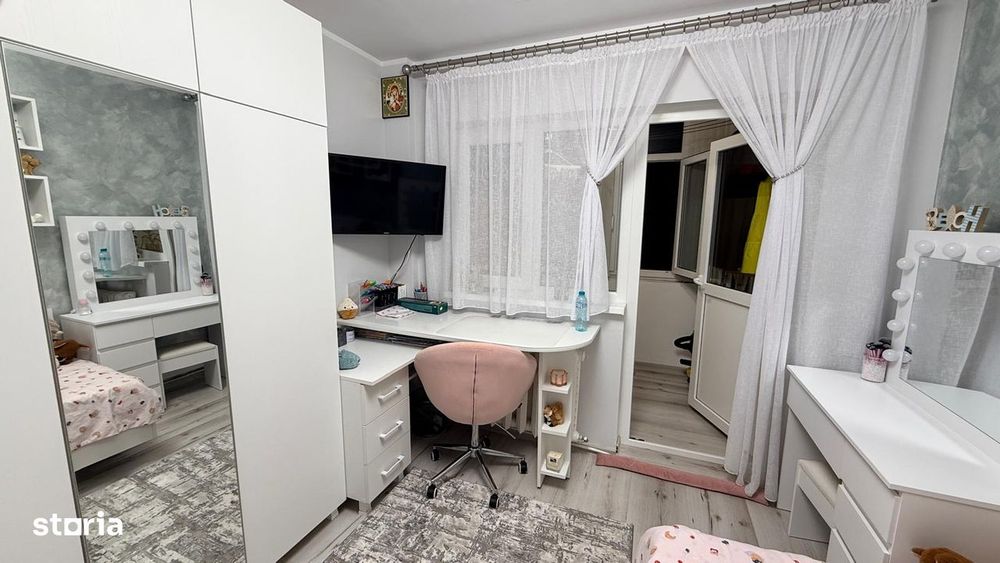Apartament 4 camere Parcul Curcubeului , etaj 3 , renovat