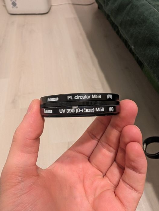 Vând aparat pe film Nikon F60 + 2 obiective Tokina