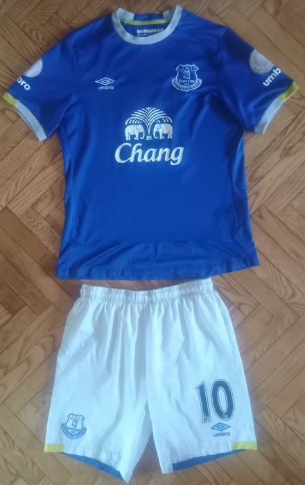 Комплекти на отбори Eвертън,Виченца,Интер,Утрехт,Lotto,Юргорденс,Порше