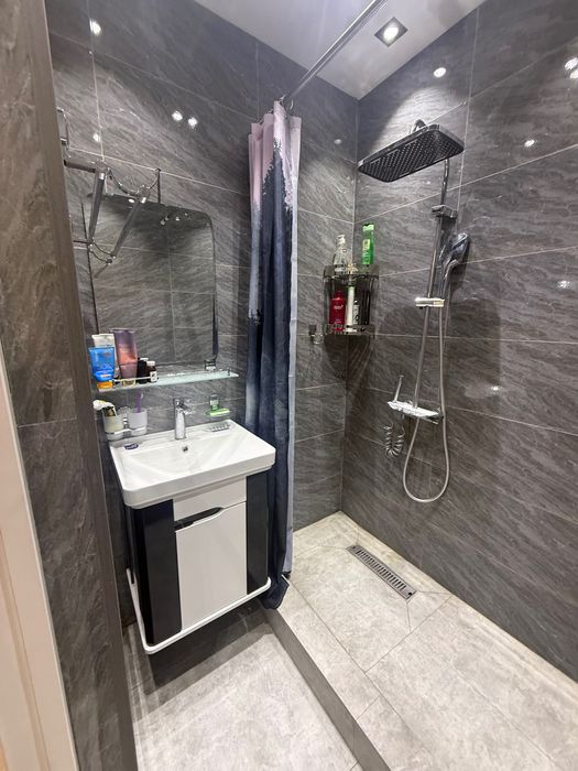 Яшнабадский р-й ЖК GRAND сtoy 1/1/6 новостройка 42м2 с ремонтом