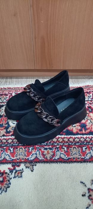 Лоферы 37 размер