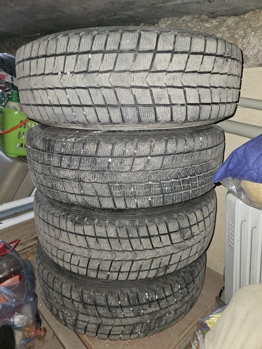 Шины с дисками почти новые