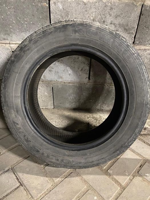 Продам 2-шины Кумхо