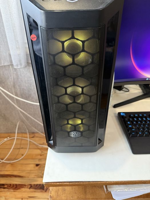 Продавам конфигурация и периферия