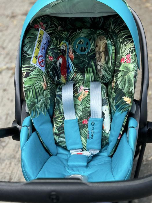 Carucior 3 in 1 Cybex Mios 3.0 We The Best by Dj Khaled