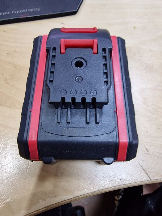 Acumulator Scule Electrice 21V-24V si Incarcator 21V