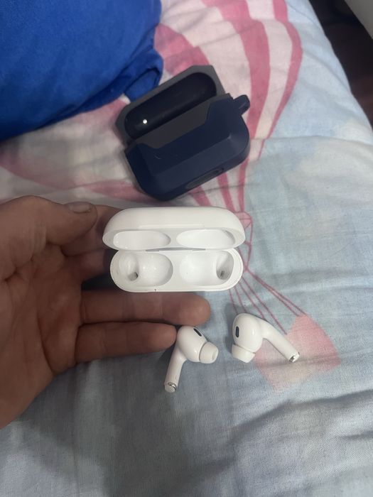 Продам airpods pro за 7000 тенге