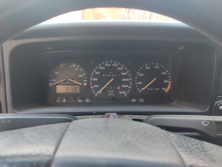 По запчастям продаётся пассат Б3 универсал