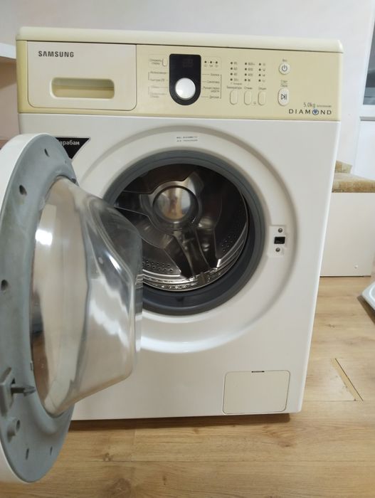 Продам стиральную машину Samsung