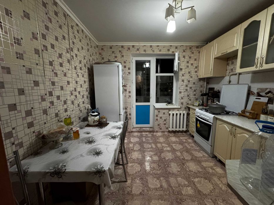 Продам 2х комн кв 8мкр