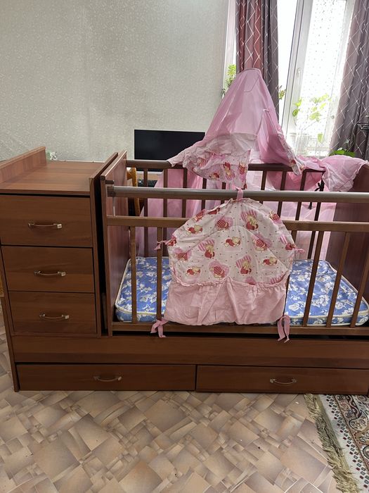 Продается детская кроватка