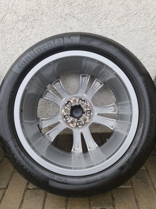 Roti BMW X1 R18 cu jante aluminiu originale si anvelope vara Conti