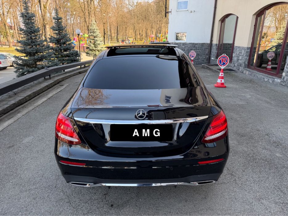 Mercedes E 220 Pak AMG  2019