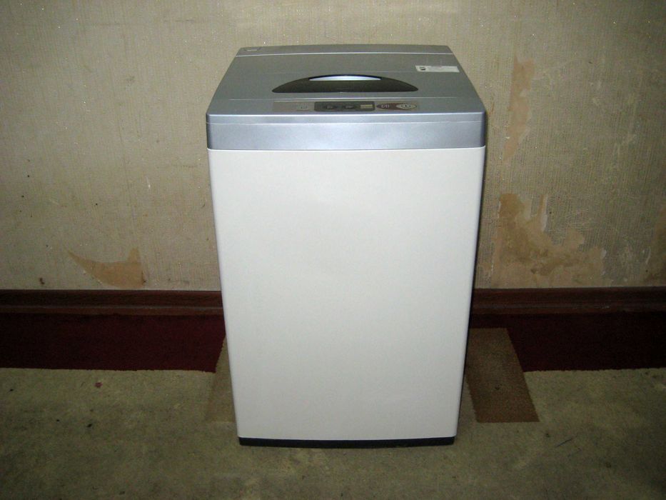 Стиральный машина SAMSUNG 6кг оригинал идеальном рабочим состоянии!