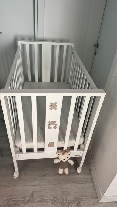 Patut Erbesi Mini Molly pachet complet cu lenjerie perna pilota aparatori