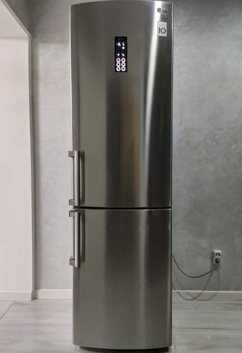 Холодильник LG воздушное охлаждение камер NoFrost LineaR inveRte мотор
