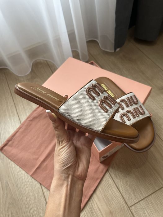 Дамски чехли Miu Miu