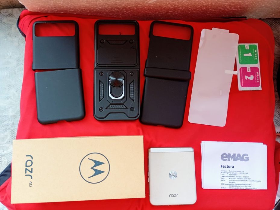 Motorola RAZR 40 Full box ( factura până  21.04.2026)