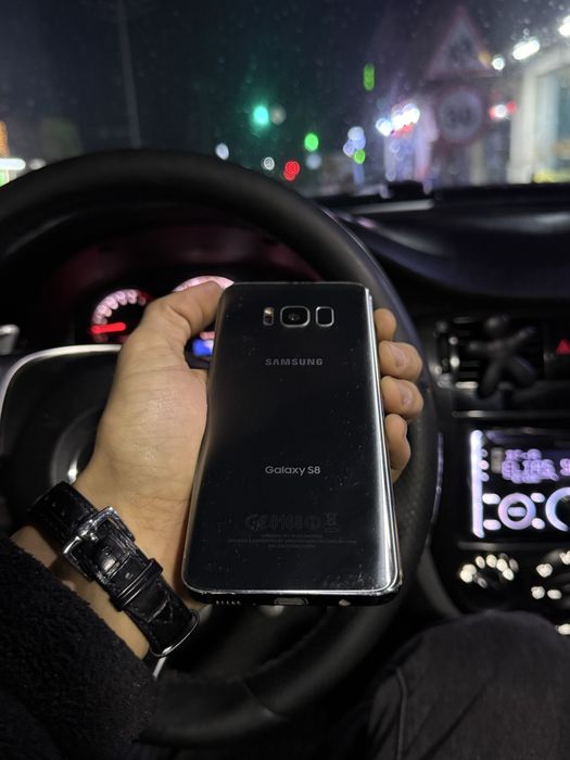 Samsung Galaxy S8 Отличное состояние