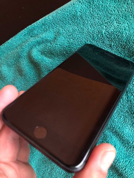 Iphone 8 Plus ,128GB,83%-капацитет на батерията,iOS 16.7.14