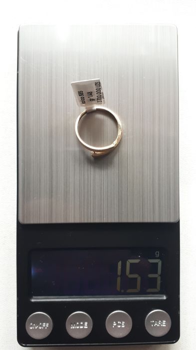 кольца желтой золото 585-п, новый, хороший подарок.