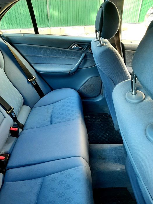 Продавам Мерцедес