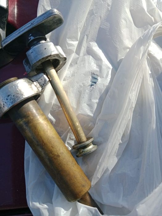 Кастрюля и крышка.