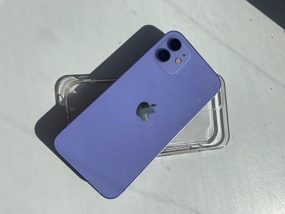 iphone 12 в самом идиалном состояни