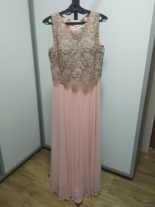 Продам красивое платье