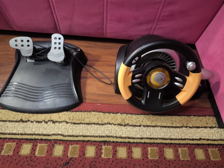 Volan Genius Speed wheel + pedale