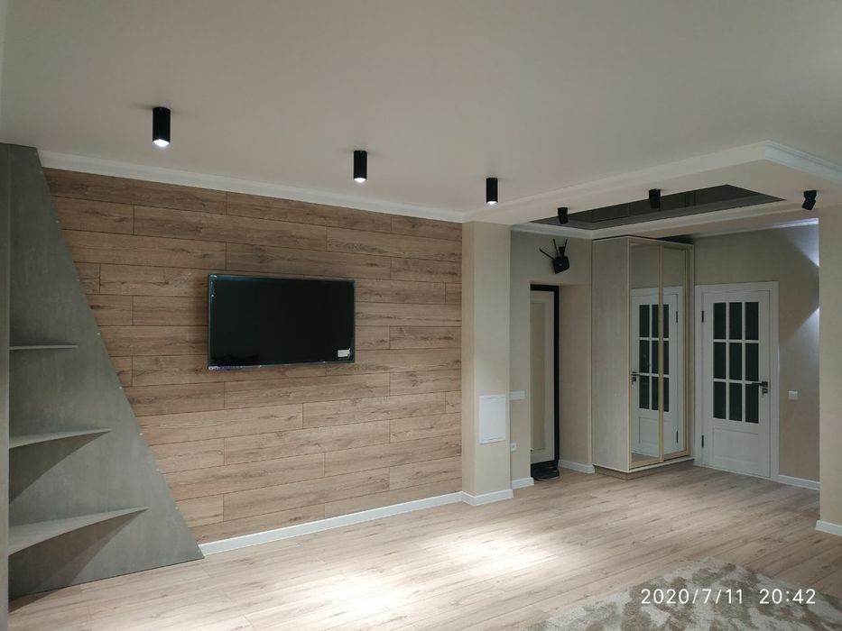 Ц-1 ориентир кафе Бибигон рядом экопарк 3-комн 2-этаж 4-этажный дом