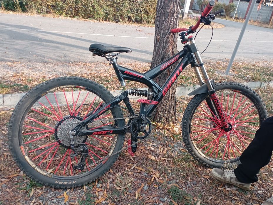 Велосипед двух подвес